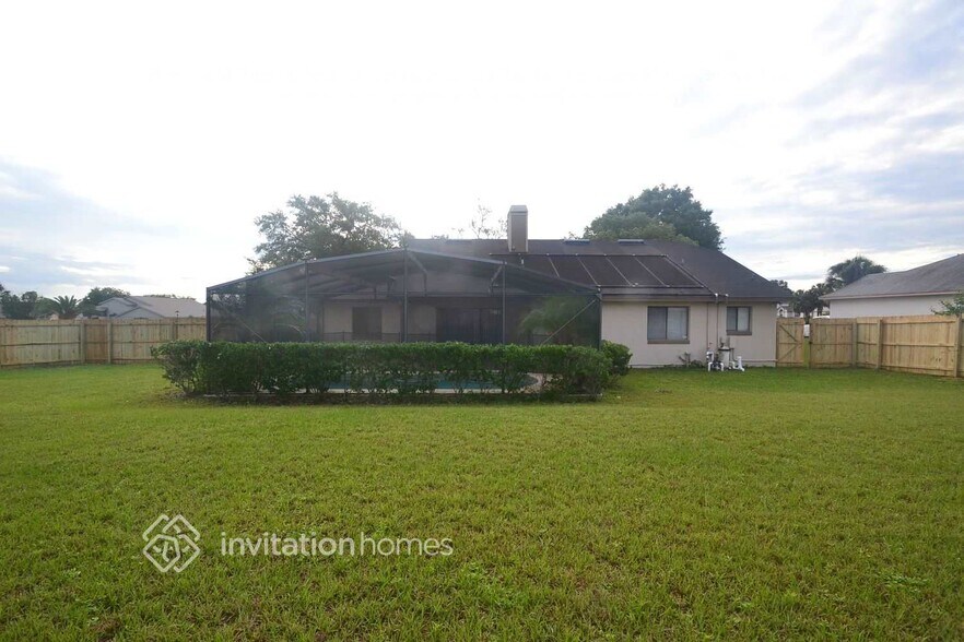Building Photo - 6878 Limpkin Dr