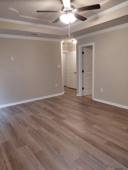 Building Photo - 13176 Brian Park Dr