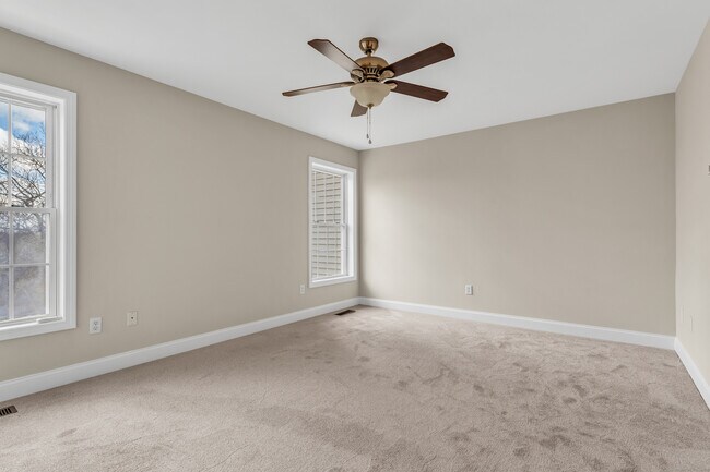 Building Photo - 15 Freedom Way