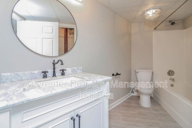 Building Photo - 153 Learner Ct