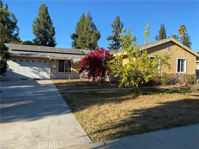 Building Photo - 22949 Ingomar St