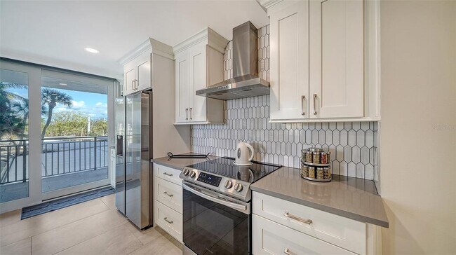 Building Photo - 4822 Ocean Blvd