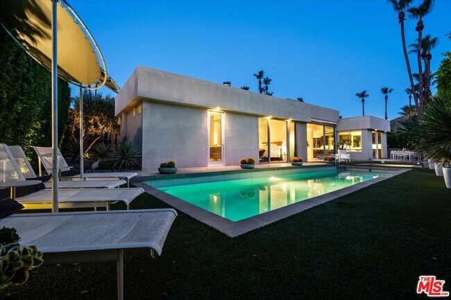 Building Photo - 1175 Los Robles Dr