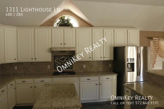 Building Photo - 1311 Lighthouse Ln