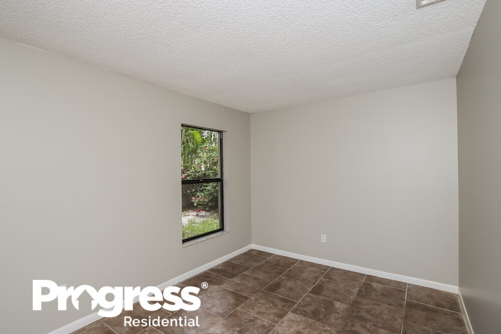 Building Photo - 225 Bayhead Dr