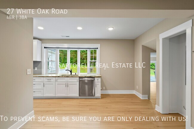 Building Photo - 27 White Oak Rd