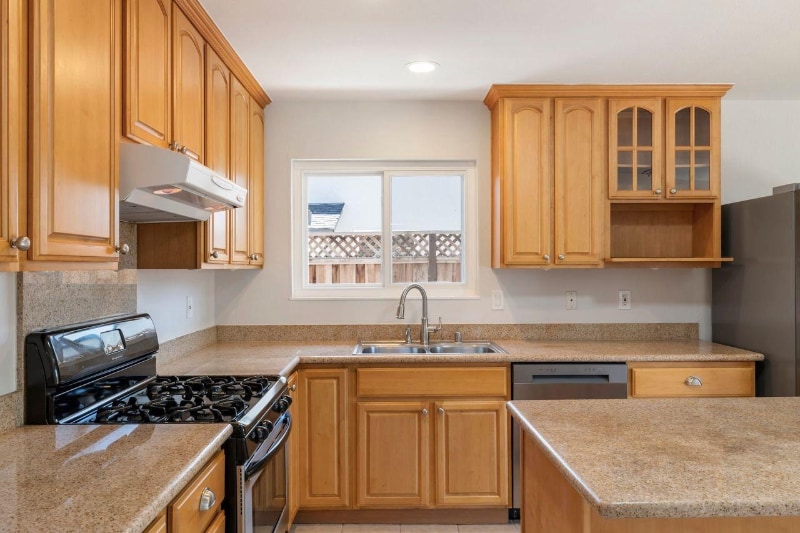 Building Photo - 480 Chinook Ln
