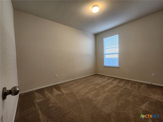 Building Photo - 5822 Hopkins Dr