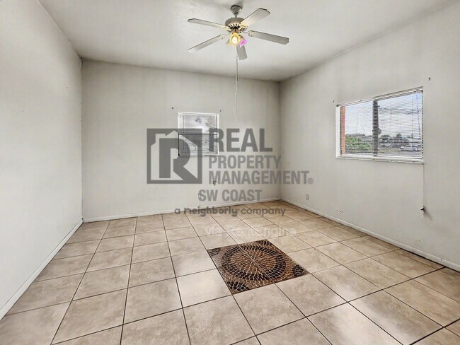 Building Photo - 1043 Abrams Blvd