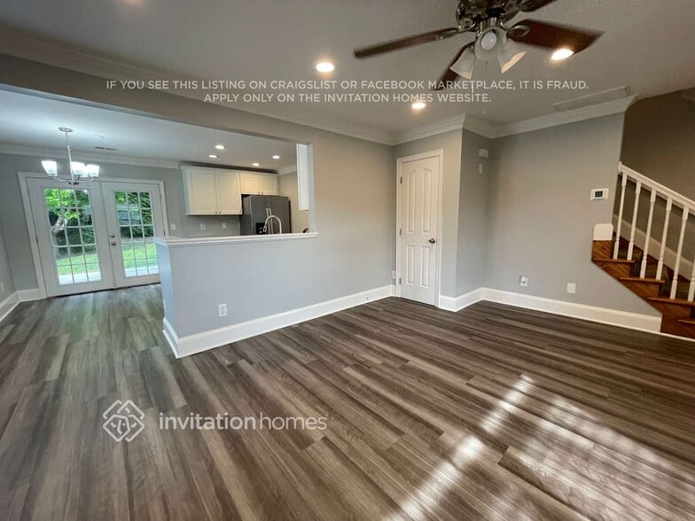 Building Photo - 4702 Sedgelane Dr