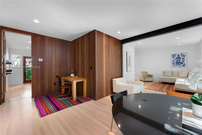 Building Photo - 226 Jefferson Ave