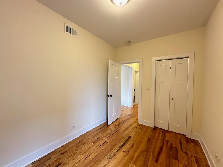 Building Photo - 343 Park Ave