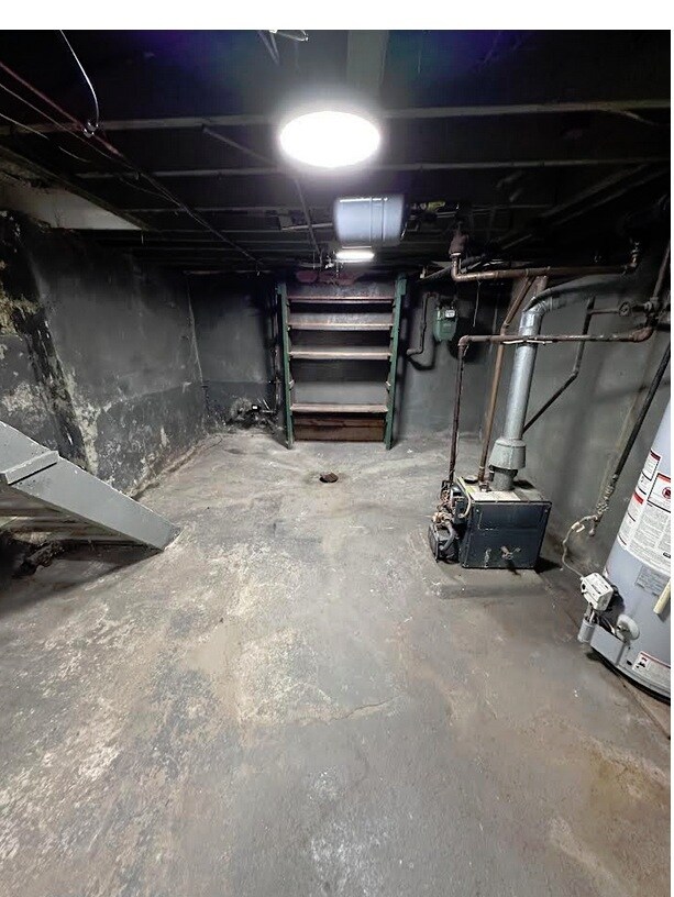 Building Photo - 113 Redlyn St