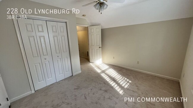 Building Photo - "Charming 3-Bed Home on Old Lynchburg Rd: ...