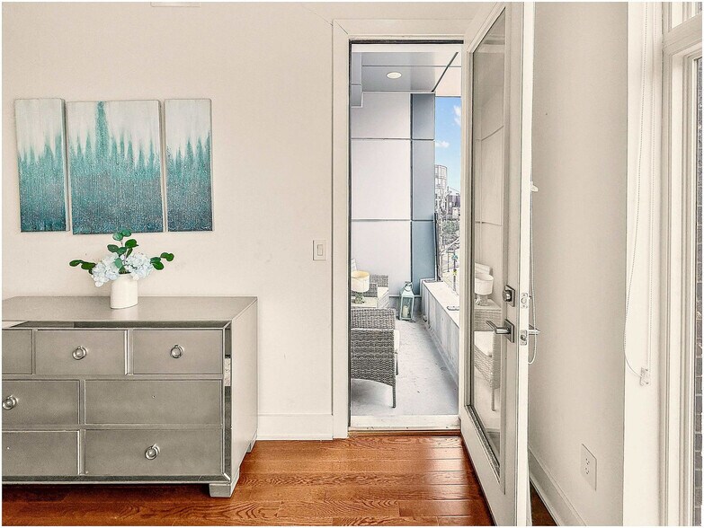 Building Photo - 1115 Germantown Ave