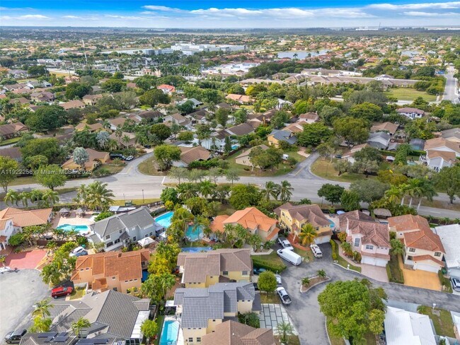 Building Photo - 15452 SW 50th Terrace