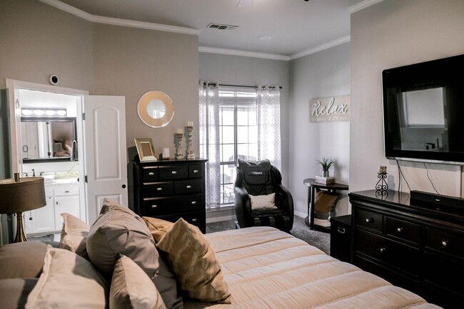Building Photo - Charming 4BR House in Burkburnett (10 Min ...