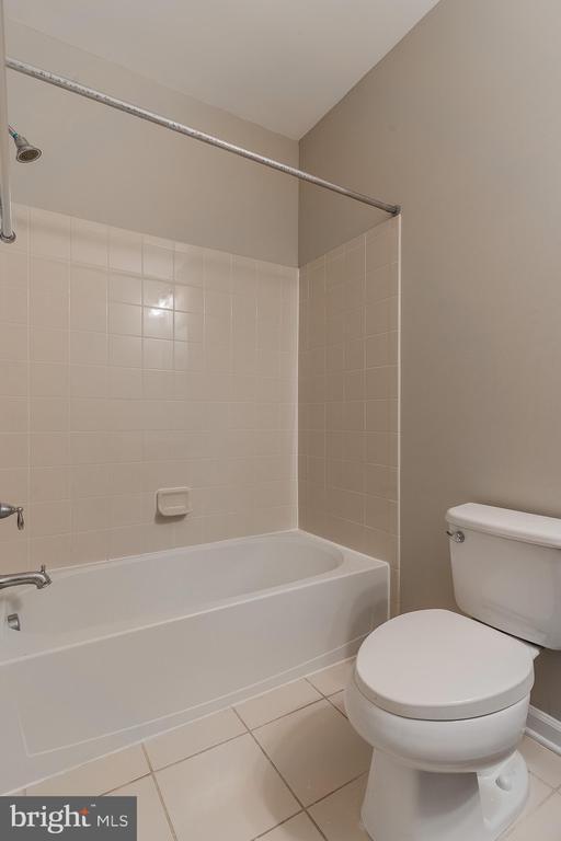 Building Photo - 42769 Keiller Terrace