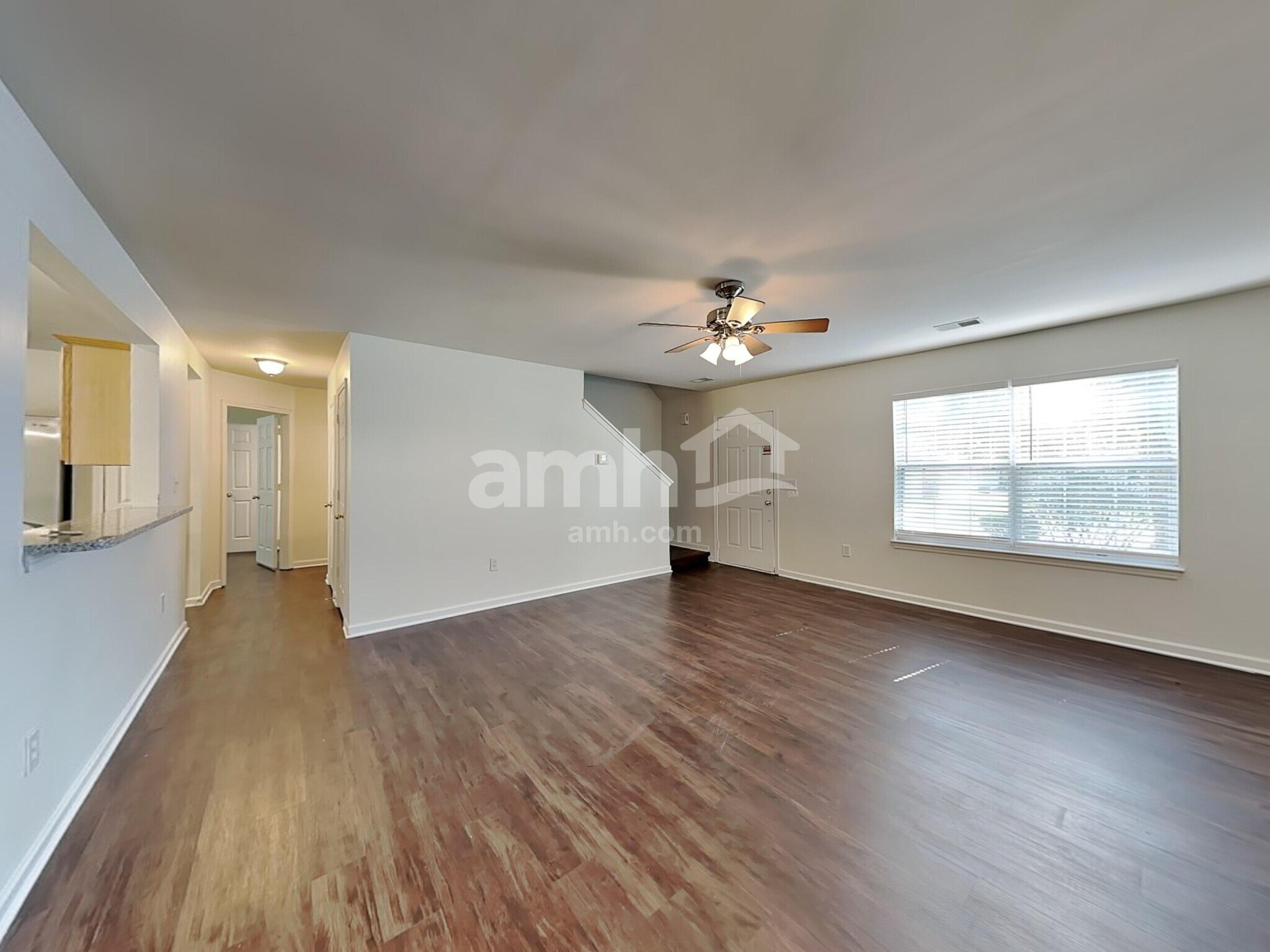 Building Photo - 16 Hawkesbury Rd