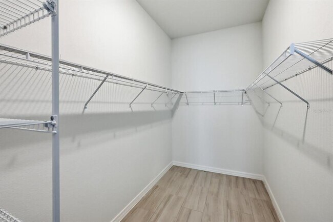 Building Photo - 5543 Lightning Whelk Ln