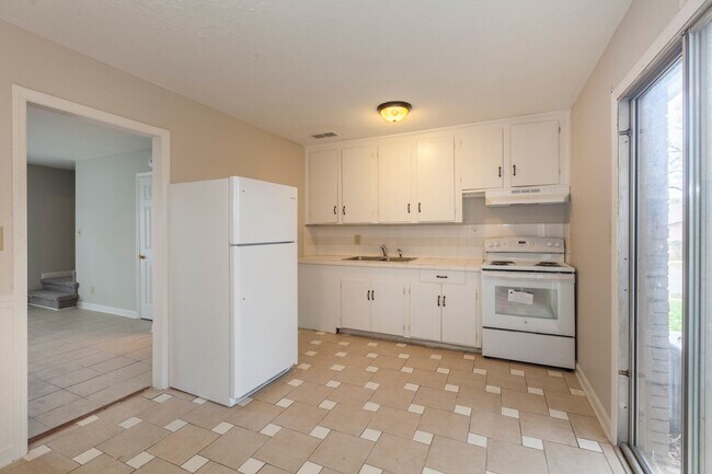 Building Photo - The Residences at Humboldt Place