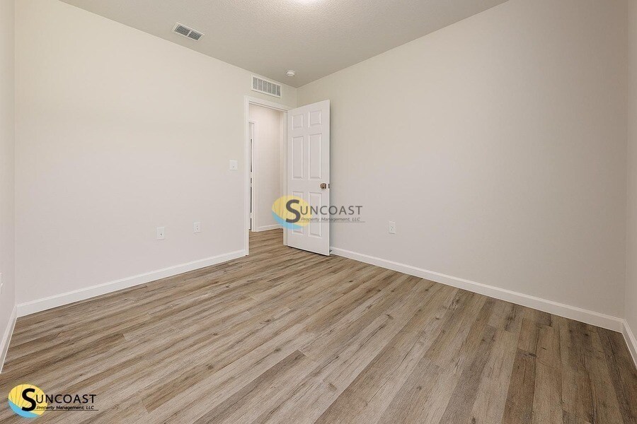 Building Photo - 42 Ryarbor Dr