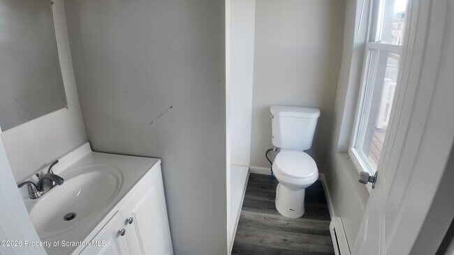 Building Photo - 1513 Vine St