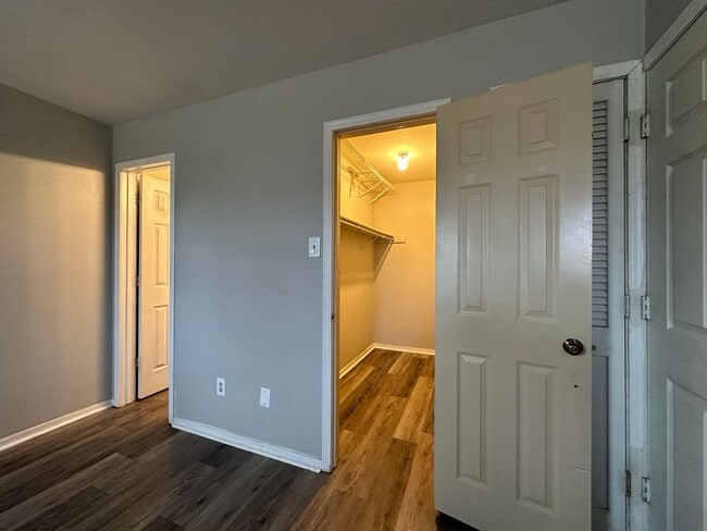 Building Photo - 35 Aberdeen Cir