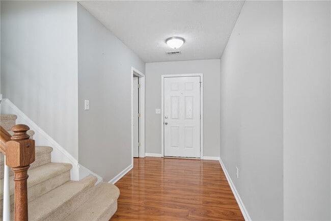 Building Photo - 3698 Roseman Landing