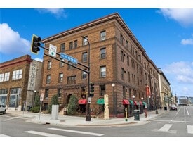 Building Photo - 1204 Harmon Pl