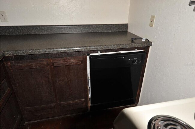 Building Photo - 410 NW 19th Ln