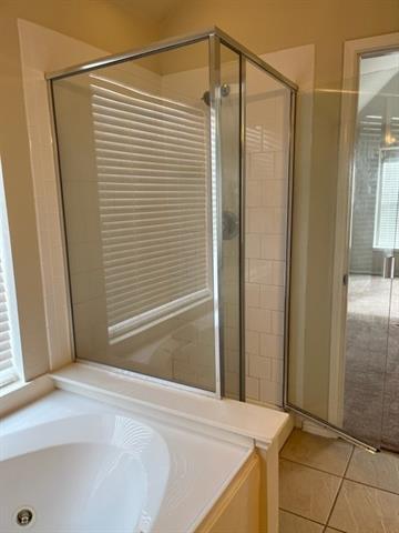 Building Photo - 3818 English Oak Dr