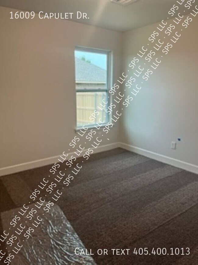 Building Photo - 16009 Capulet Dr
