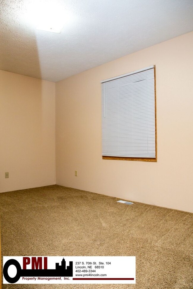 Building Photo - 1738 N 27th St