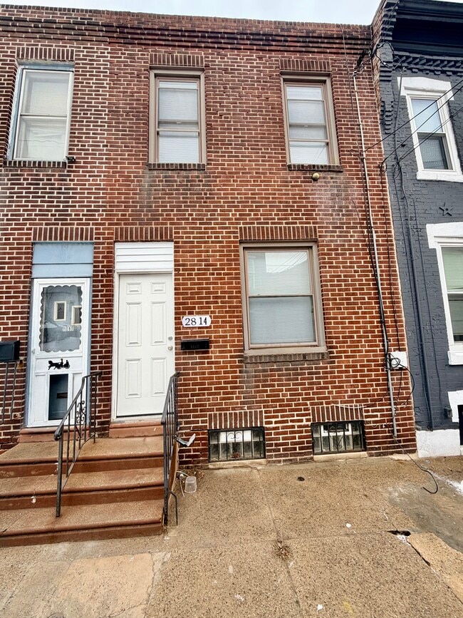 Building Photo - 2814 Helen St