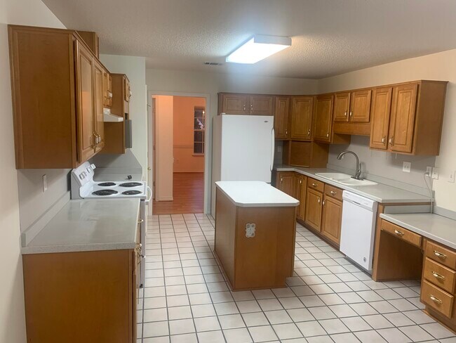 Building Photo - 343 Ruckel Dr