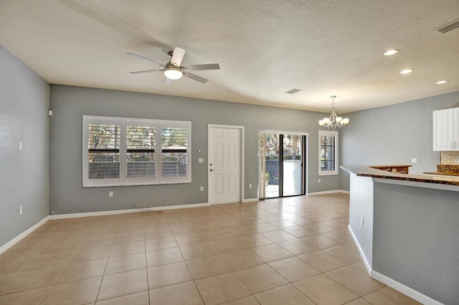 Building Photo - 6105 Grand Cypress Cir W