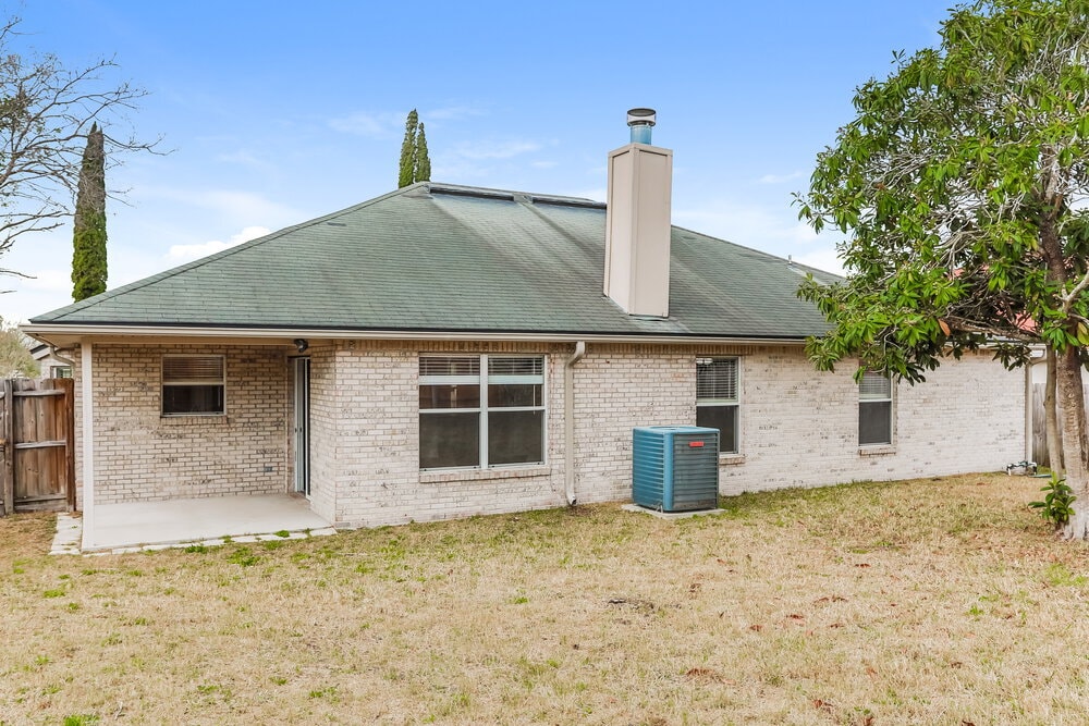 Building Photo - 609 Kilwinning Ln