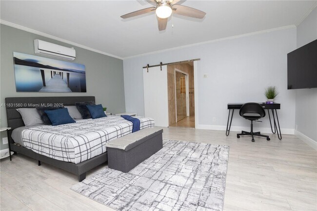 Building Photo - 413 Tamarind Dr