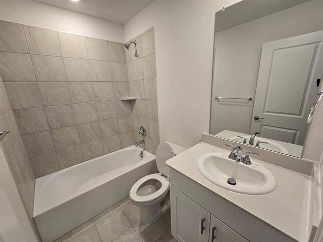 Building Photo - 5717 Rushing River Wy