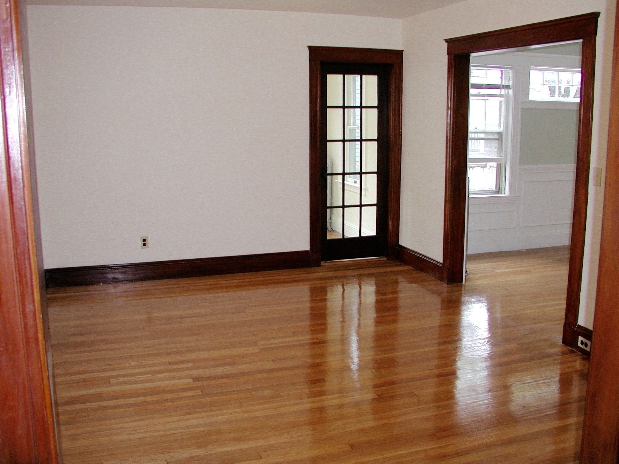 Living Room - 13 Higgins St