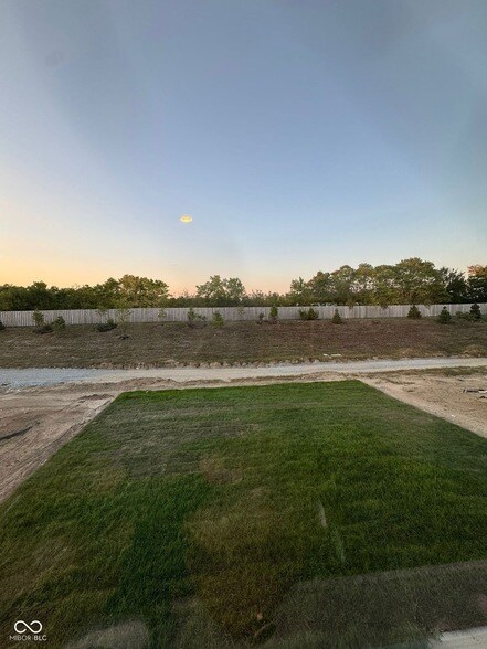 Building Photo - 15354 Farrington Rd