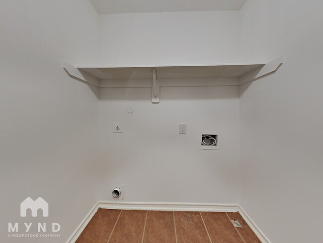 Building Photo - 10507 Scenic Cove Ct