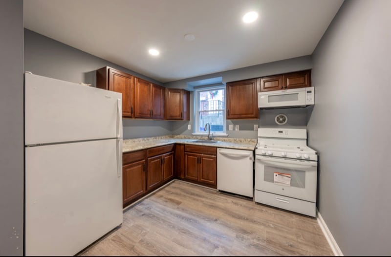 Building Photo - 1726 Borbeck Ave