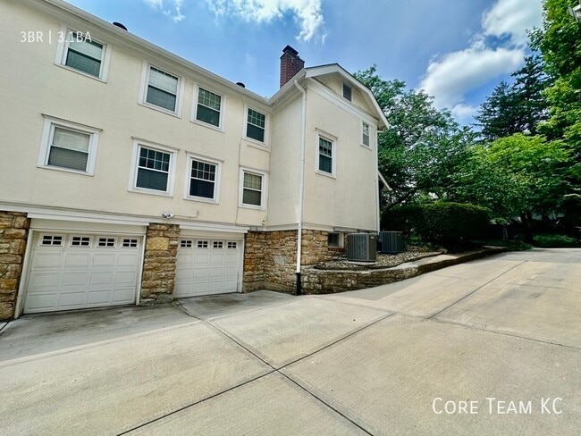 Building Photo - 4819 Jarboe St