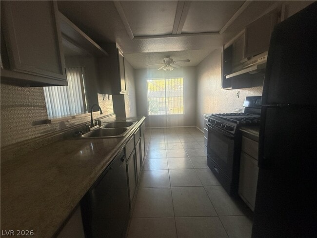Building Photo - 2853 Wheelwright Dr