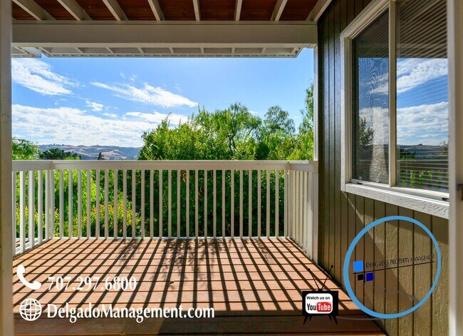 Building Photo - Benicia Large 2 Bedroom condo