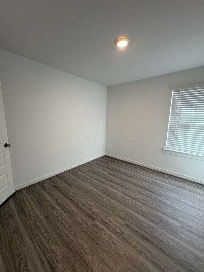 Building Photo - 3231 Langley Bnd Ln