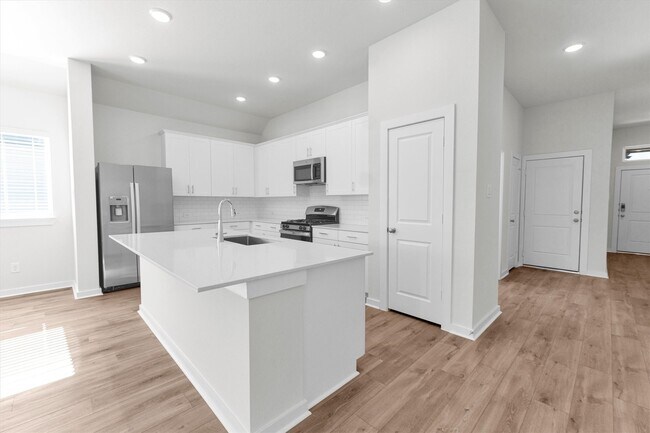 Building Photo - 16015 Bishops Cap Wy