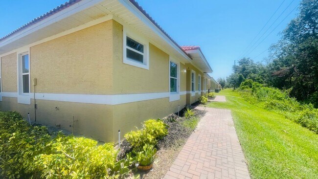 Building Photo - Tuscany Preserve-1645 Cumin Dr Kissimmee FL 34759